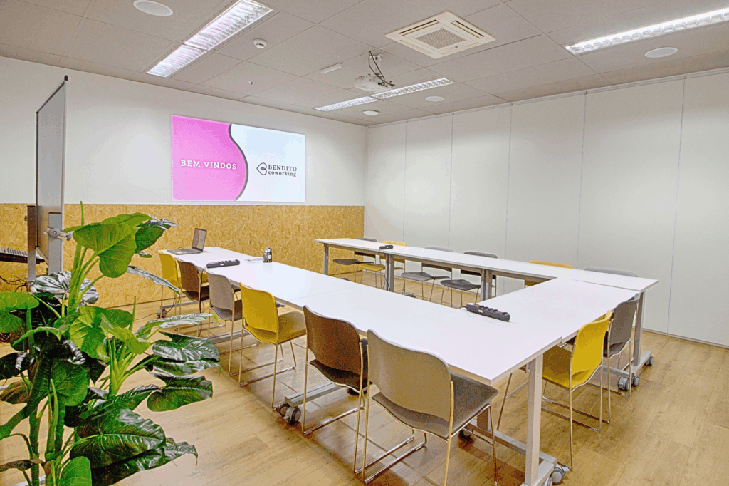 sala de reunião para 16 pessoas com projetor na unidade paraíso