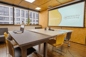 Sala de Reunião Amarela 6 lugares Unidade Paulista